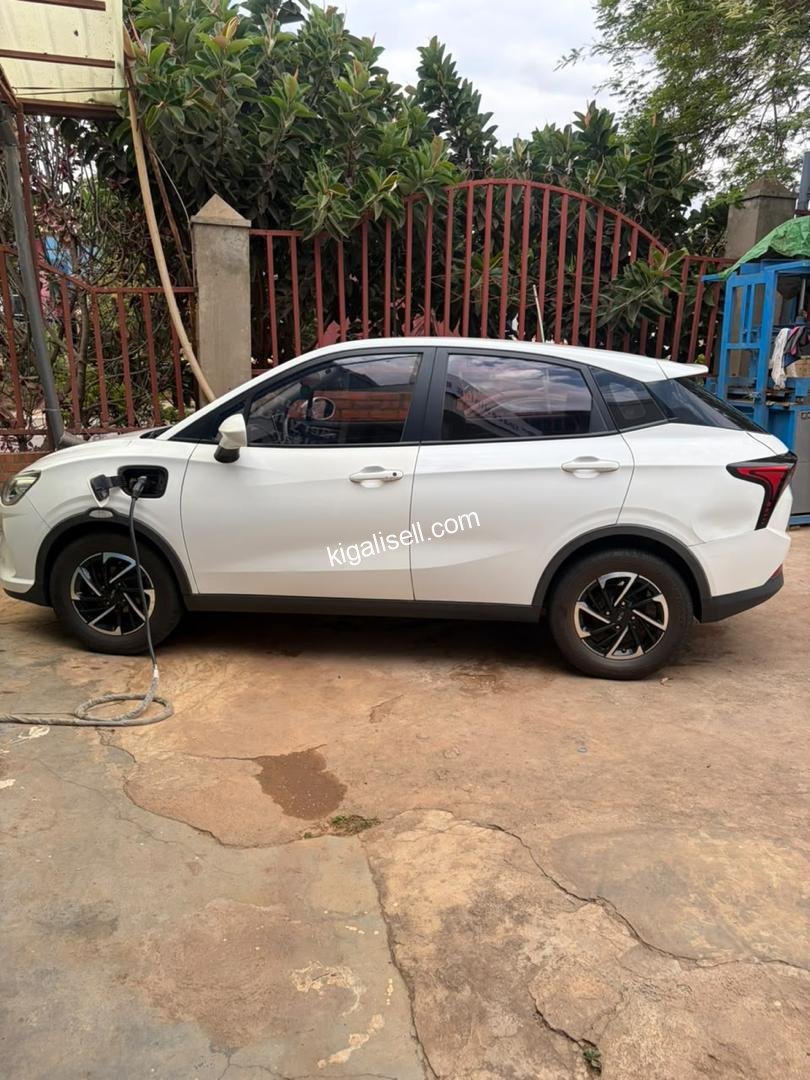 NETA V. 100% Electric Automatic 2023= 12.5M - Kigalisell.com